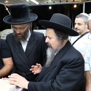 2 המקובל הרב הוברמן מרעננה בציון הקדוש